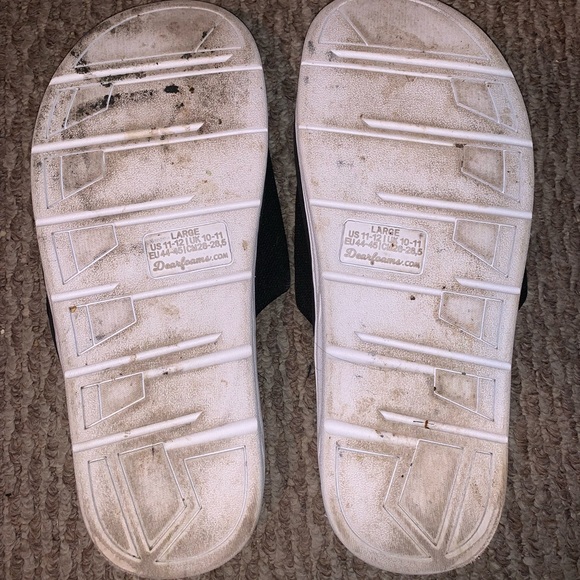 Men’s Size 11/12 Black Mesh House Slippers - Picture 8 of 12